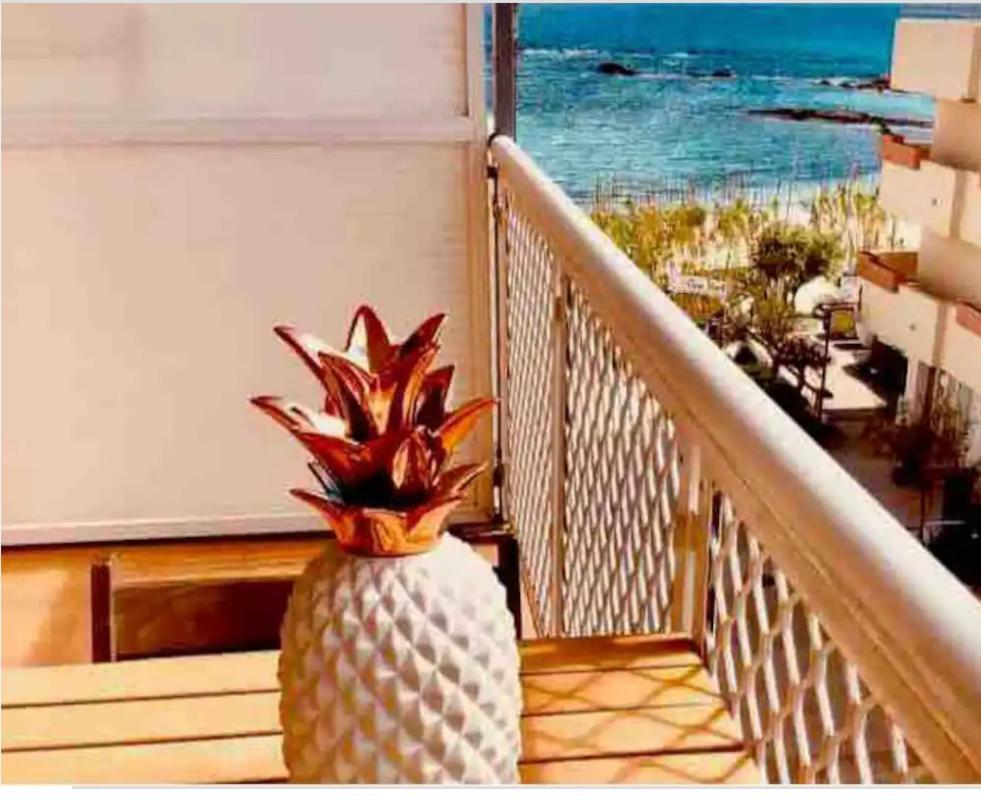 Apartamento A 2 Passi Dal Mare! Es Pujols Exterior foto
